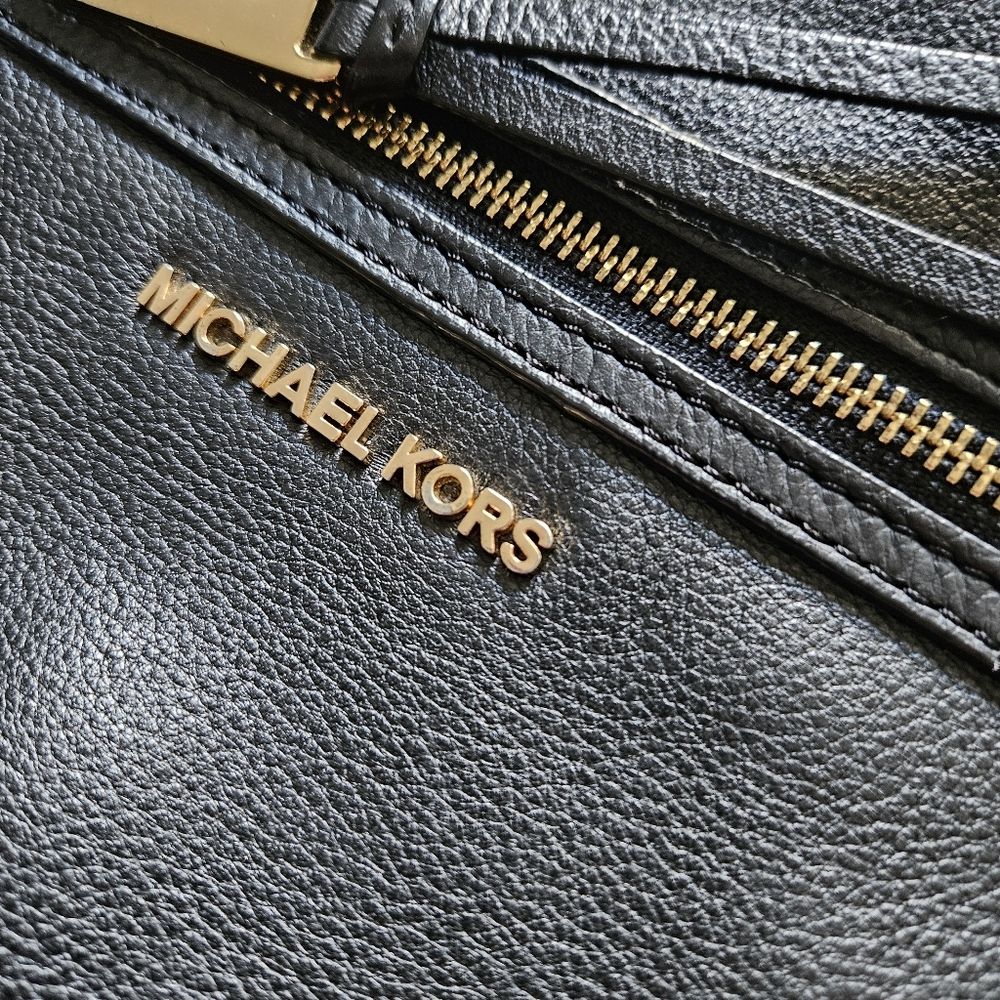 Michael Kors Black Rhea Crossbody Hipster Messenger Brass Black Genuine Leather - Picture 5 of 9